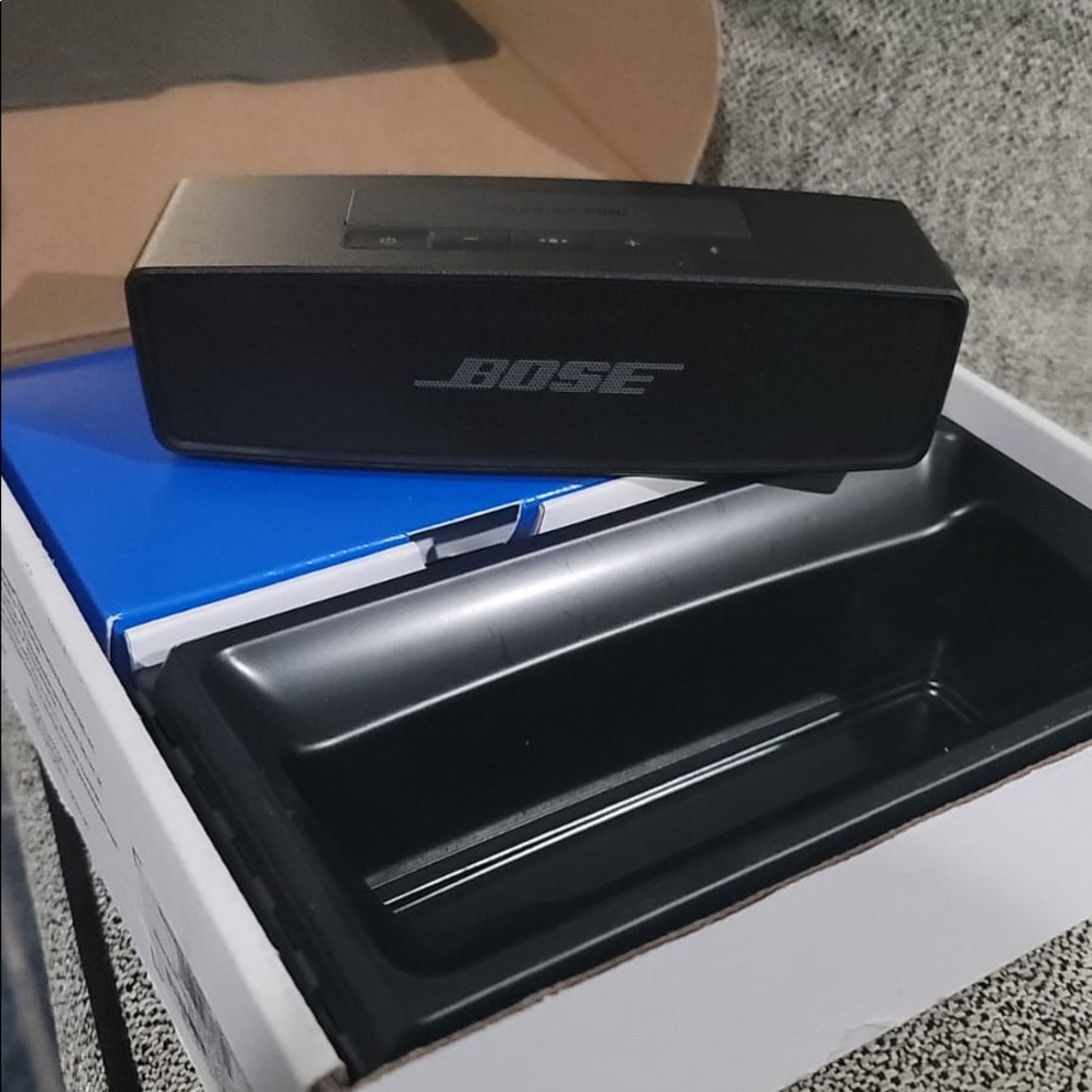 Bosé Soundlink mini ii wireless speaker